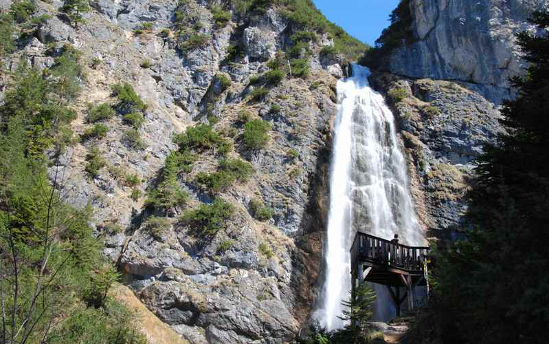 dalfazer waterfall lake achensee
