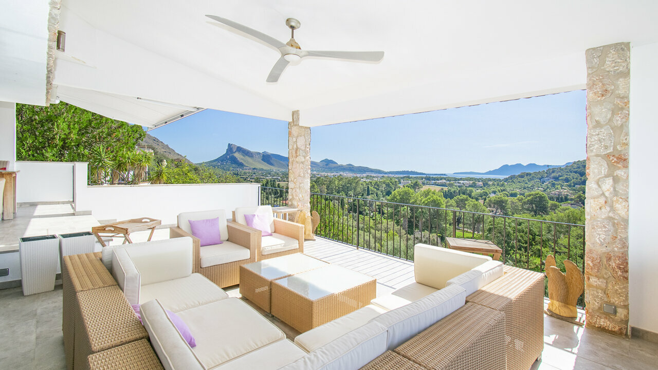 Photo of Four bed villa Puerto Pollensa