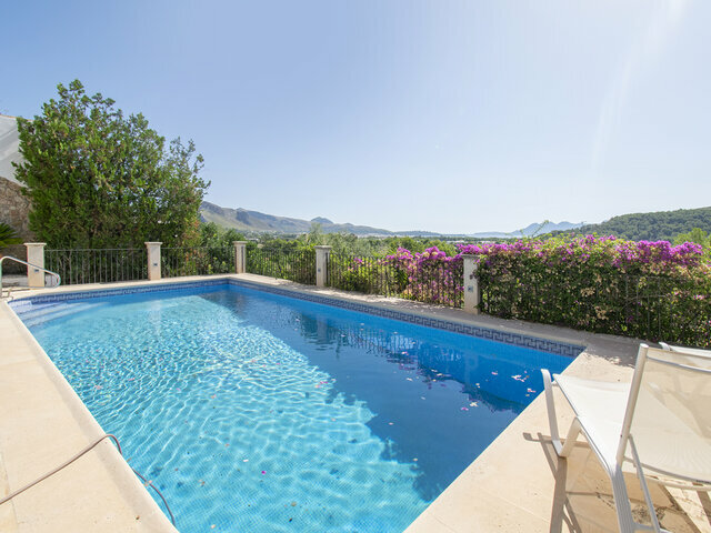 Photo of Four bed villa Puerto Pollensa