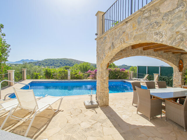 Photo of Four bed villa Puerto Pollensa