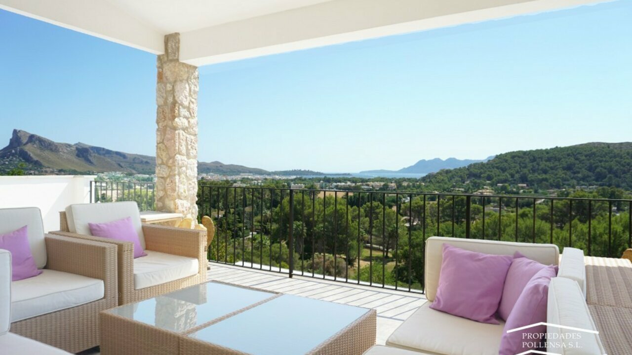 Photo of Four bed villa Puerto Pollensa