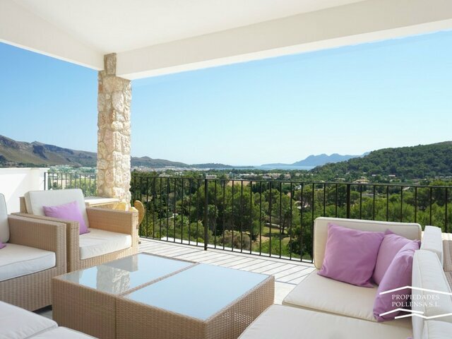 Photo of Four bed villa Puerto Pollensa