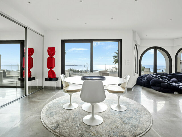 Photo of Luxurious artistic 4 bedroom villa with views of Cannes bay