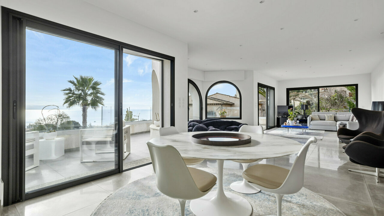 Photo of Luxurious artistic 4 bedroom villa with views of Cannes bay